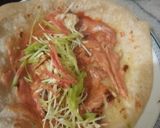 A picture of step 6 of Chicken roll paratha.