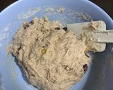 Foto langkah ke 1 dari resep No Knead Cinnamon Cranberry Raisin Almond Bread.