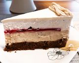 Málnás-csokis gesztenye torta recept fázis 16 fotója