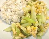 รูปขั้นตอนการทำที่ 3 ของ มะระหวานผัดไข่ สูตรไร้น้ำมัน