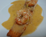 Foto del paso 8 de la receta: Salmón en salsa de naranja y marisco