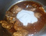 A picture of step 2 of Chicken Aloo Shorba.