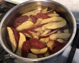 Une image de l'étape 2 de Pommes de terre au lard, poivrons et tomates.