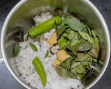 A picture of step 2 of Drumstick curd curry.