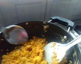 A picture of step 2 of Zunaka Papad Roll.