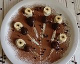 A picture of step 3 of Dark chocolate and banana pops.