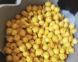 Foto del paso 4 de la receta: Garbanzos crujientes en la freidora de aire