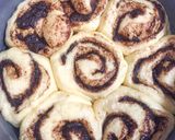 Foto langkah ke 9 dari resep No Knead Cinnamon Rolls with Cream Cheese Glaze.