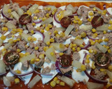 Foto del paso 4 de la receta: Pizza con atún y piña