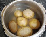 A picture of step 1 of Aloo Puri.