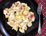 A picture of step 4 of Mango mix chaat.