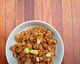 Foto langkah ke 5 dari resep Ayam Cincang Saus Tiram (mirip topping mie ayam abang2) enak bgt.