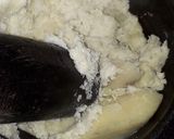 A picture of step 2 of Tastify yam balls.