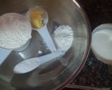 A picture of step 1 of German mini scones.