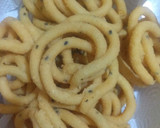 மீதமான சாதத்தில்  முறுக்கு ரெசிபி ஸ்டேப் 5 புகைப்படம்
