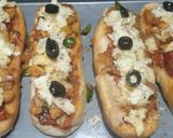 A picture of step 5 of Pizza boats.
