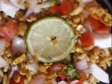 নারকেল কুচি দিয়ে  মুড়ি মাখা(Narkel Kuchi  diya muri makha recipe in bengali)