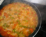 Foto del paso 6 de la receta: Arroz con salchichas y verdura
