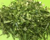 Hình bước làm 2 của món Gỏi Bò Tái Me Khoai Môn