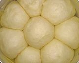 Foto langkah ke 4 dari resep Roti sobek pemula.