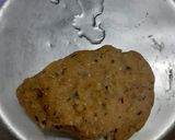 A picture of step 4 of Besan Mathri.