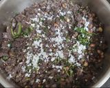 A picture of step 5 of Finger millet upma.