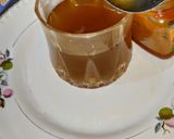 तुलसी अदरक हर्बल काढ़ा (Tulsi Adrak Herbal kadha recipe in Hindi) रेसिपी चरण 4 फोटो