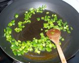 Foto del paso 2 de la receta: Calabaza frita con chorizo de ciervo