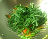 韭菜炒豆皮的食譜步驟4照片