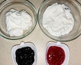 A picture of step 8 of Double berry cheesecake (raspberry+blueberry).
