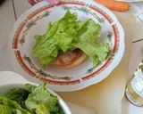 Foto langkah ke 2 dari resep Burger Simple.