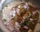 A picture of step 2 of Leftover dal paratha.