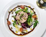 Foto del paso 4 de la receta Ensalada con paté de ciervo, semillas caramelizadas y vinagre balsámico de frambuesa