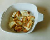 A picture of step 4 of Potato tomato panneer masala.
