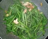 Hình bước làm 3 của món Đọt Su Su Xào Tỏi
