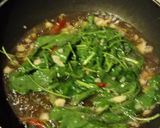 Foto langkah ke 3 dari resep Tumis Bayam Simpel ✅.