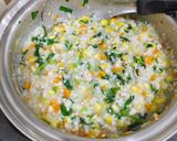Foto langkah ke 4 dari resep Bubur Sayur Kilat.