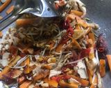 Foto langkah ke 3 dari resep 40. Orak-arik Telur Sayur Ayam.