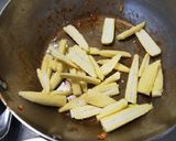 玉米筍嫩炒雞丁的食譜步驟2照片
