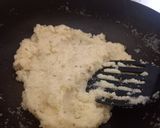A picture of step 3 of Kakara Pitha (Odisha).