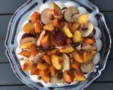 Une image de l'étape 8 de Pavlova aux Fruits d'été.