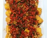 Foto langkah ke 4 dari resep Tahu telor asin(tabur bawang putih,cabe n daun bawang goreng).