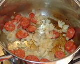 Foto del paso 1 de la receta: Sopa de papas chascadas con costillas y chorizo