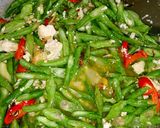 Foto langkah ke 3 dari resep Kacang panjang tahu, tumis kecap | praktis | hemat |enak.