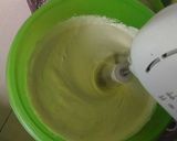 Foto langkah ke 3 dari resep Bolu singkong kukus simple.