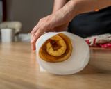 Klasszikus piskótatekercs recept fázis 11 fotója