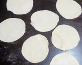 Foto del paso 2 de la receta: Tapitas de Empanadas caseras 😎😋👌