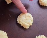 Foto del paso 3 de la receta: Galletitas Sencillas de Miel (Otras) 🍯Con Mantequilla 🧈 Fáciles 🐝Solo 6 Ingredientes Simples 🥚
