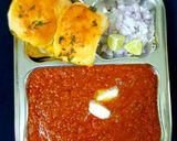A picture of step 8 of Pressure cooker pav bhaji in 25 minutes.