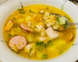 A picture of step 7 of Pea soup with chicken and smoked sausage.
